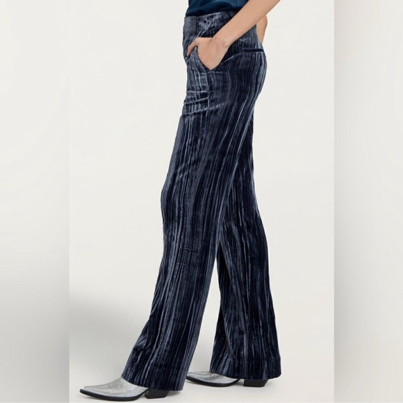 Cinq à Sept Collin’s Midnight Velvet Wide Leg Pants - Picture 2 of 11
